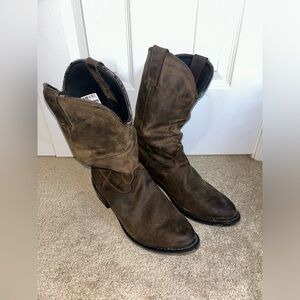 Men’s Durango slouch cowboy boot. Size 10.5